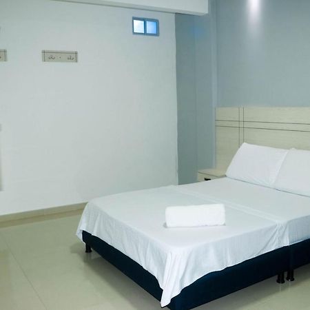 Hotel River Suite เลติเซีย ภายนอก รูปภาพ