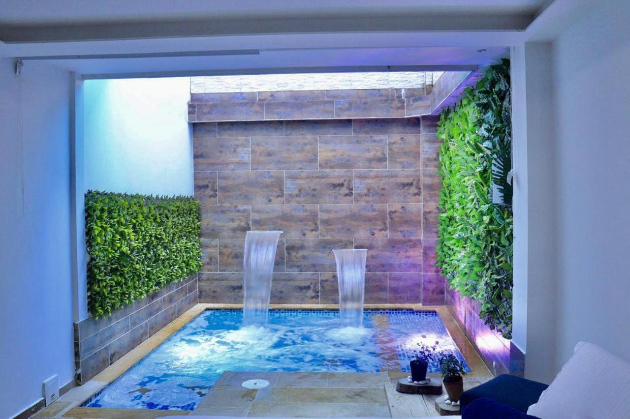Hotel River Suite เลติเซีย ภายนอก รูปภาพ