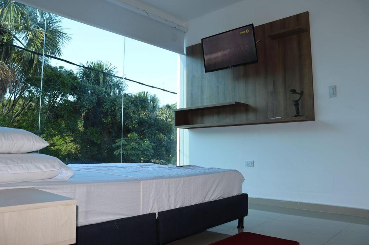 Hotel River Suite เลติเซีย ภายนอก รูปภาพ
