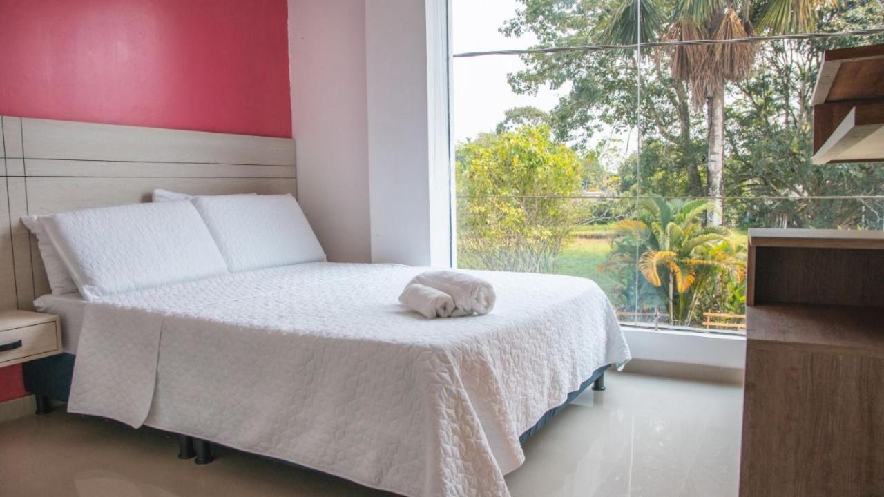 Hotel River Suite เลติเซีย ภายนอก รูปภาพ